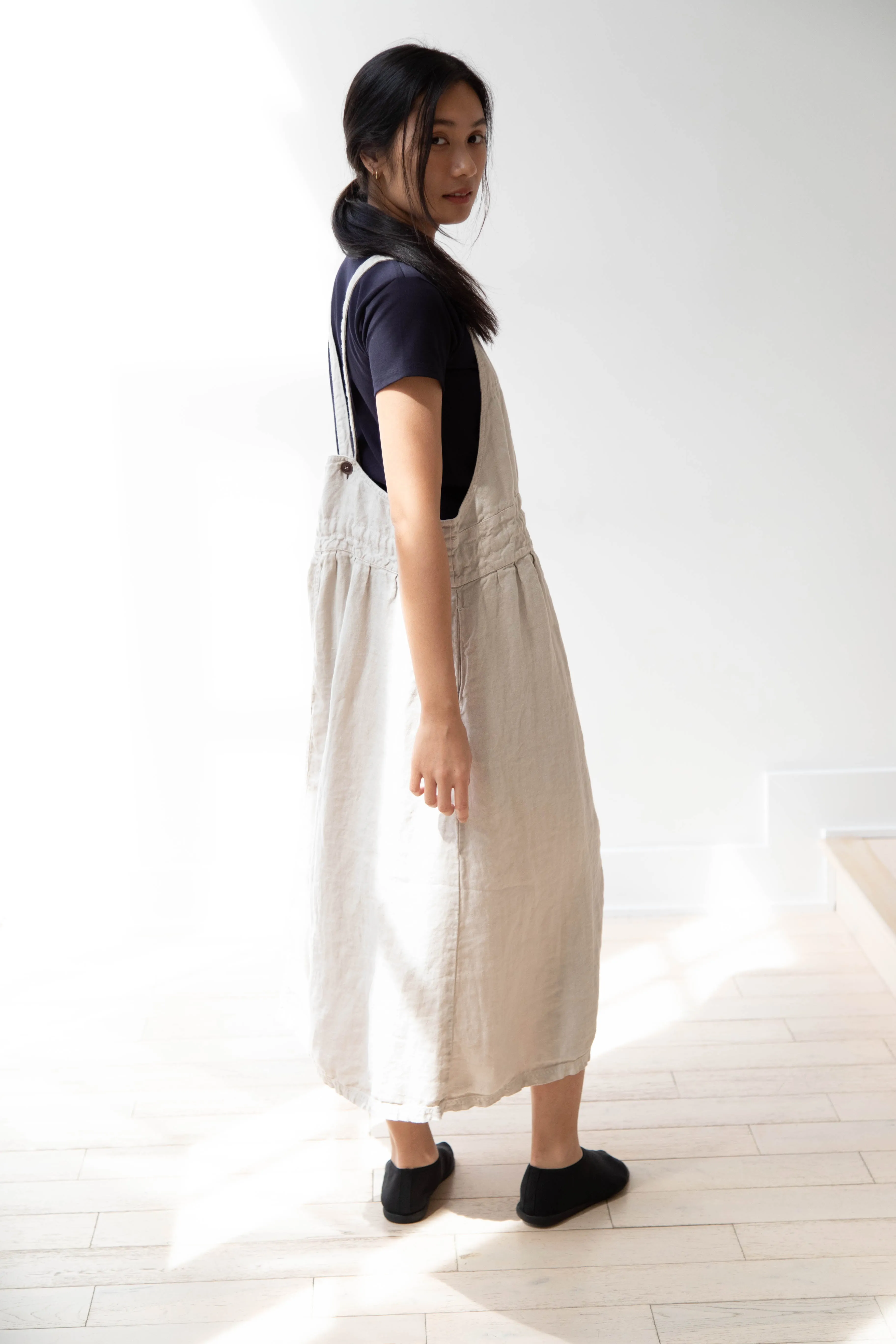 Armen | Linen Apron Dress in Greige