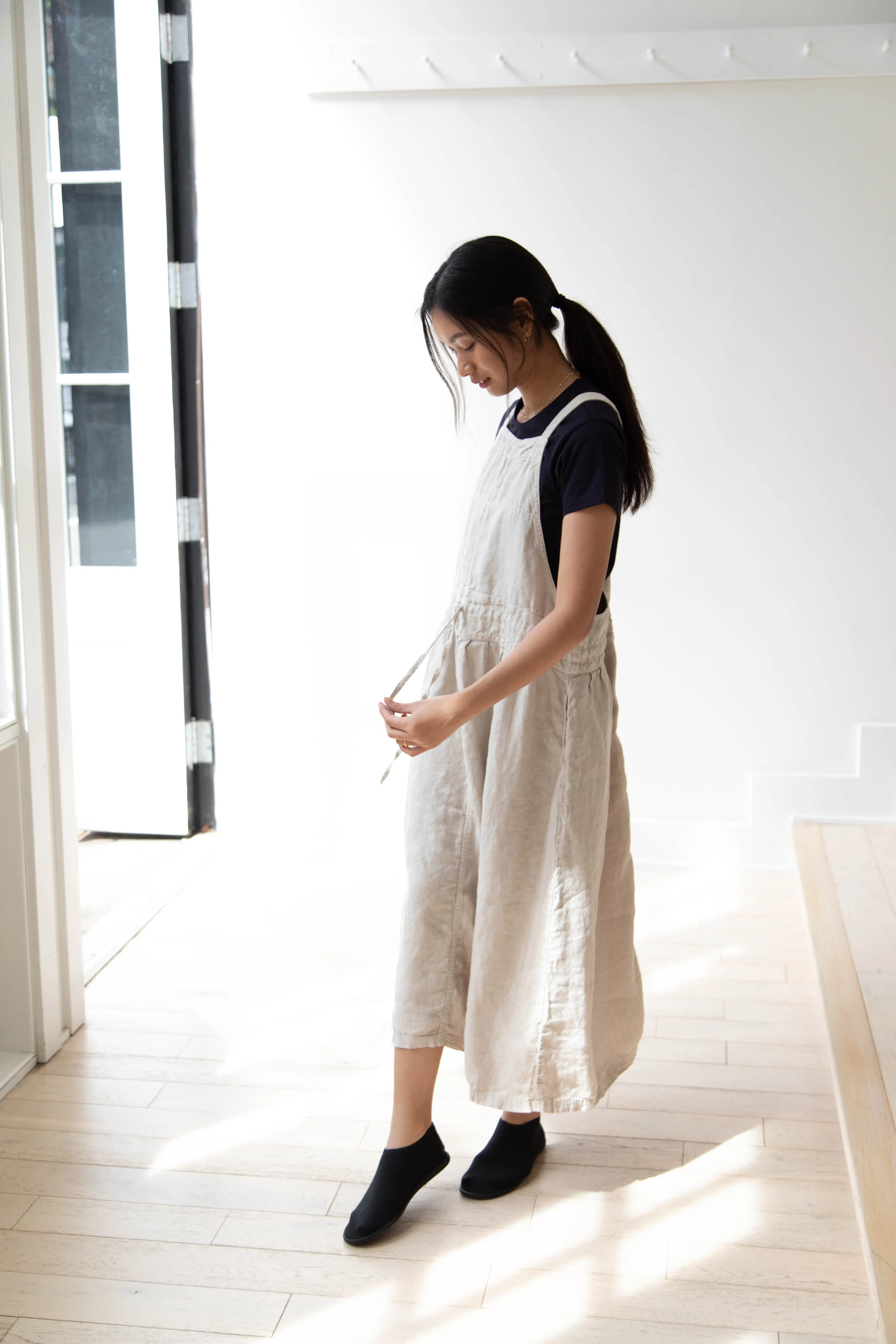 Armen | Linen Apron Dress in Greige