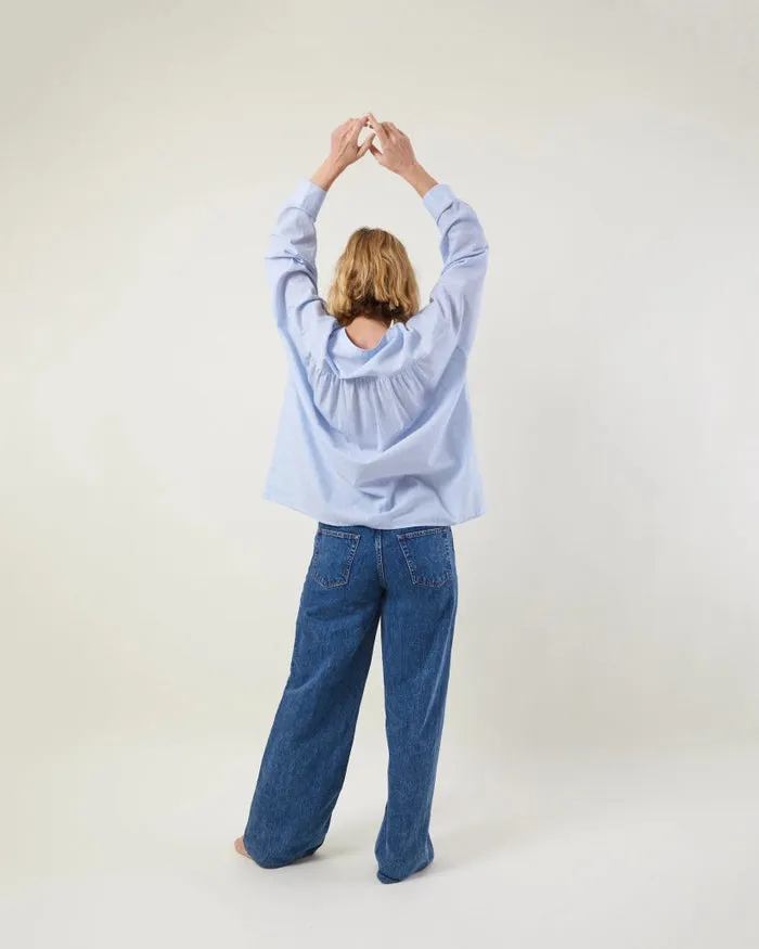 Chalk / Heidi / Blue stripe shirt