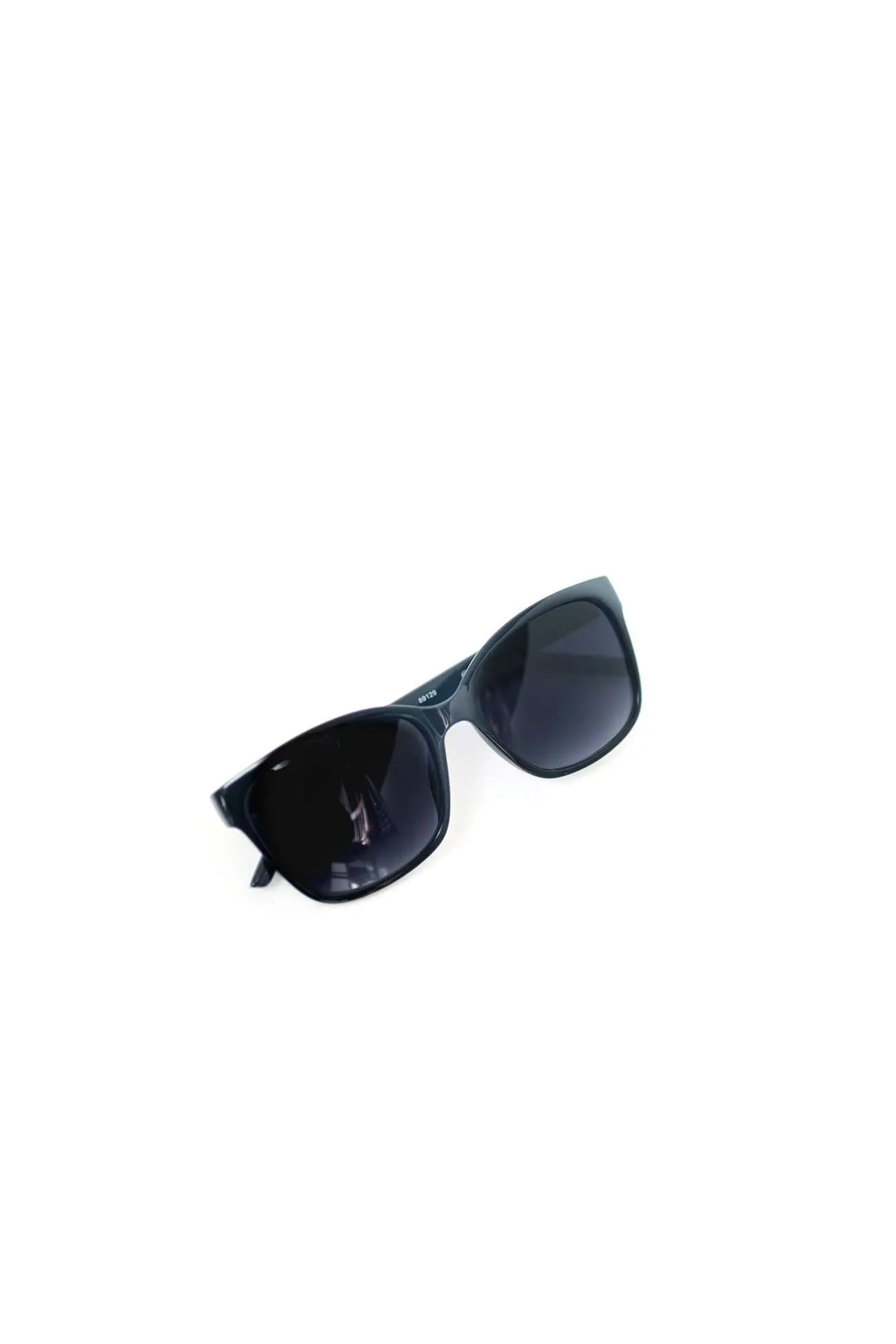 Classic Fit Sunglasses