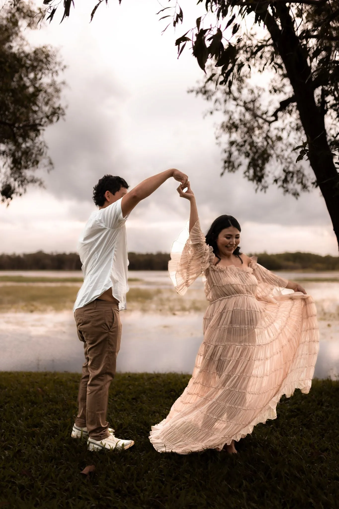 Maternity Photoshoot Dresses - Cream Chiffon Dress - RENTAL